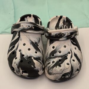 Crocs Kids Black and White Clogs Sz C9